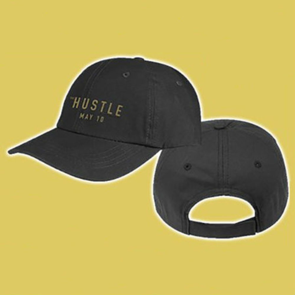 The Hustle Anne Hathaway Rebel Wilson Movie Hat